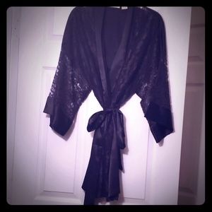 Victoria Secret Robe (new w/ no tags)